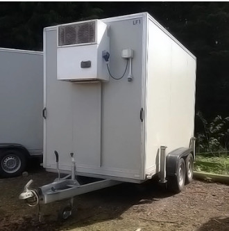 Remolques refrigerados portátiles de almacenamiento en frío con voltaje de 220 V y motor hermético